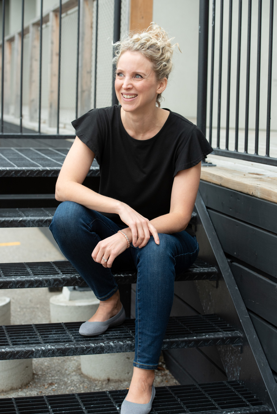 At Her Big Leap, Sarah Janzen offers an entrepreneurship development program for professional women.